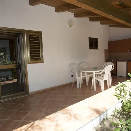 Villaggio Camping Mimosa 2* Никотера-Марина